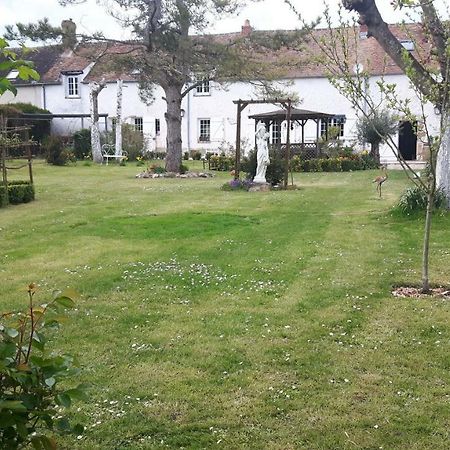 La Longere Des Glycines Bed & Breakfast Egligny Ngoại thất bức ảnh